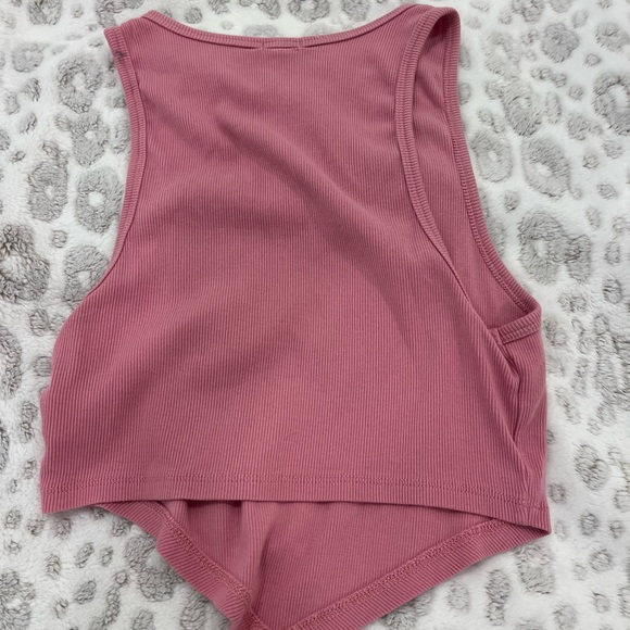 pink garage cropped tank - Picture 2 of 3